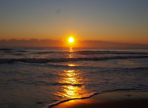 白子海岸！初日の出の時間は…